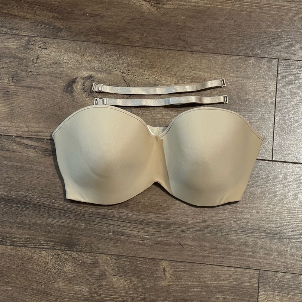 42D Beige strapless bra with removable straps